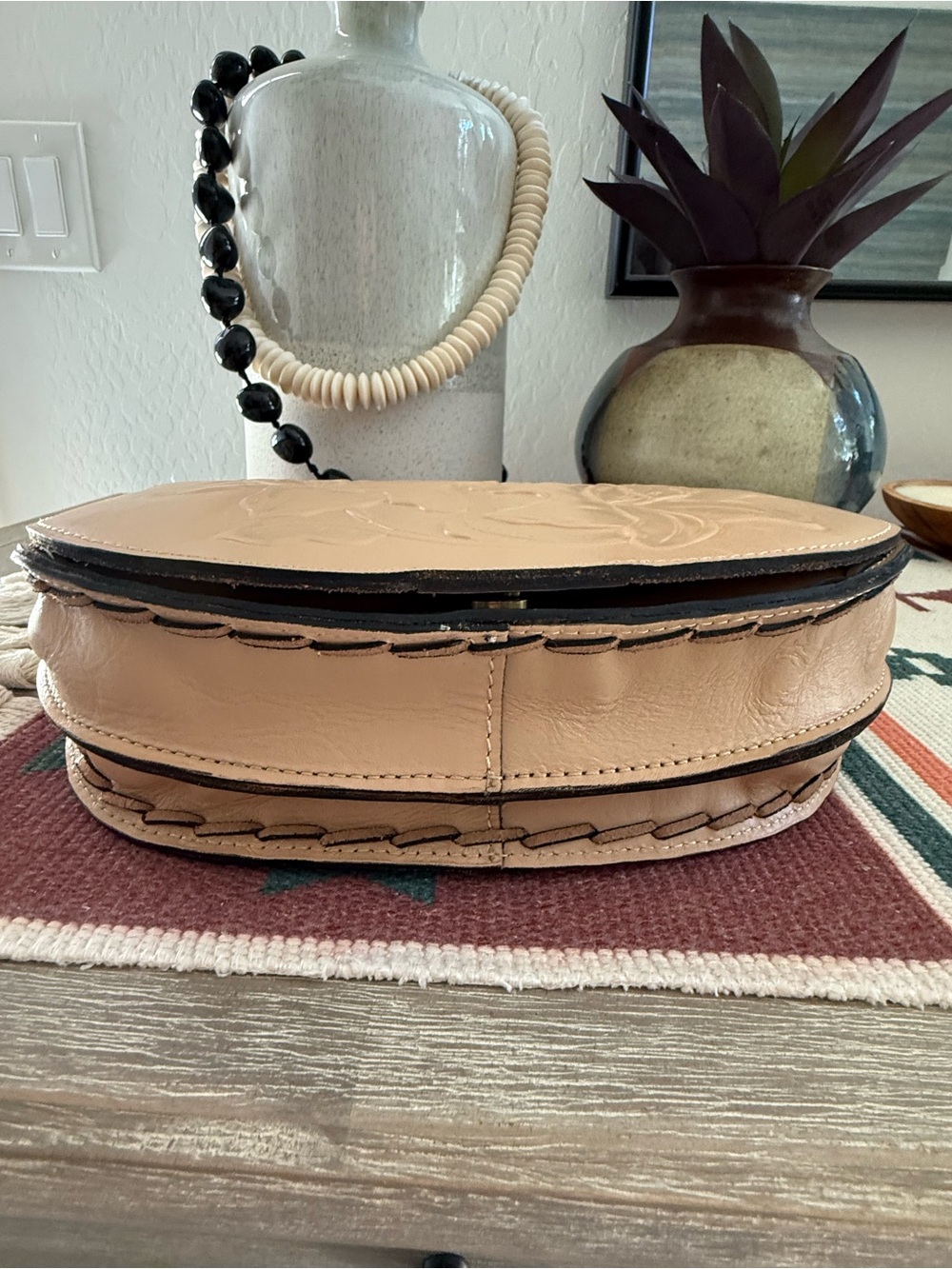 Patricia Nash Lydie Embossed Floral Leather Adjustable Crossbody Bag Nude Tan - Picture 6 of 11